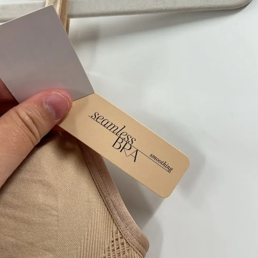 NWT A Pea in the pod nude seamless Bra